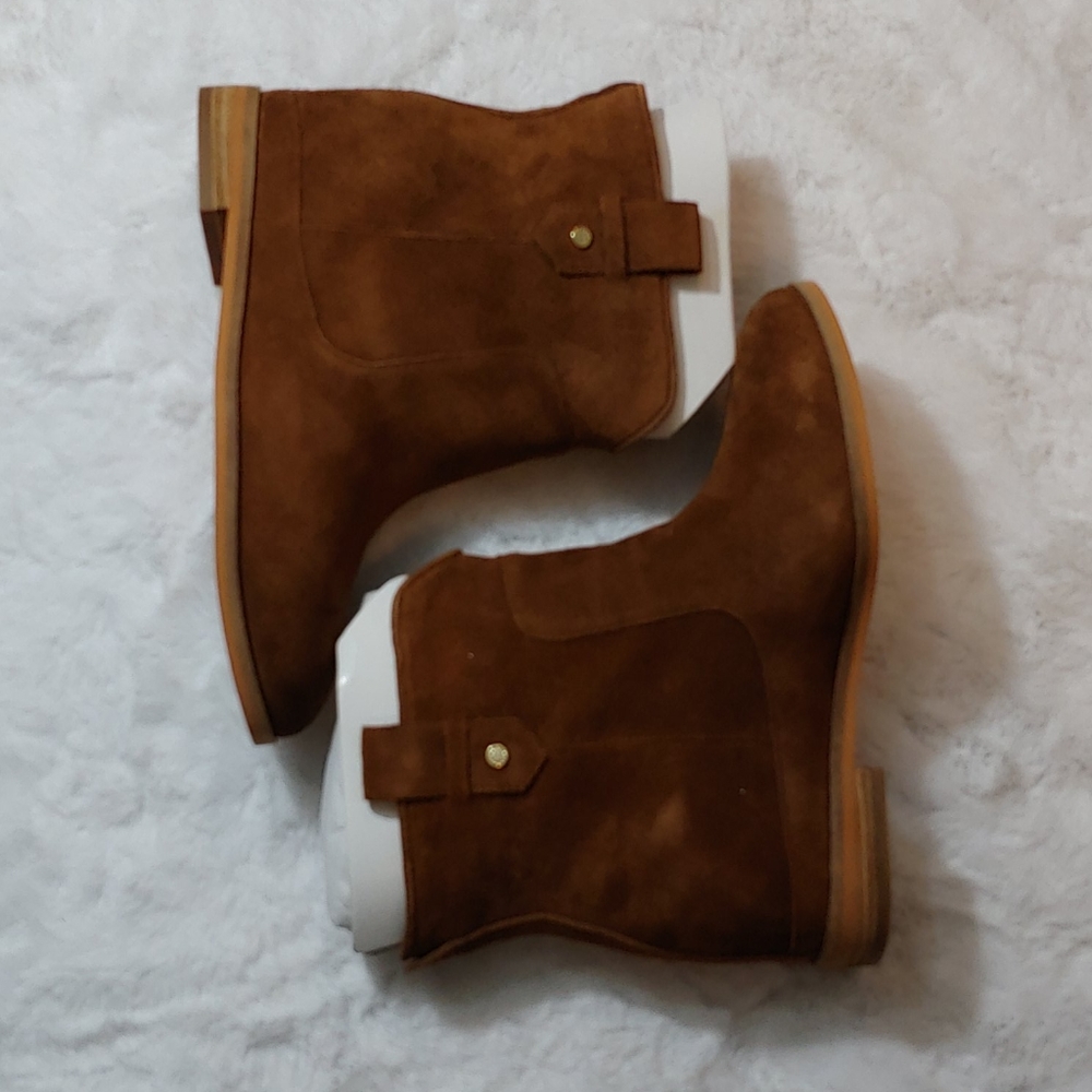 BNIB COLE HAAN BROWN SUEDE WEDGE BOOTIES US 6.5